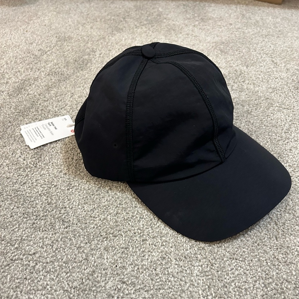 Lululemon Black Hat
